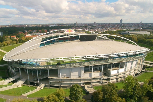 萊比錫紅牛的主場在哪里？