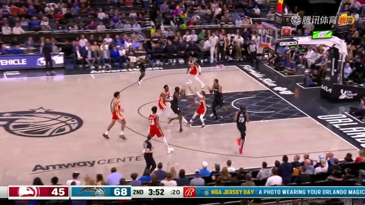 比文班亞馬如何？波爾-波爾持球一條龍反擊轉(zhuǎn)身過(guò)人暴扣